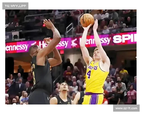 湖人主帅盛赞克内克特训练营最亮眼表现超群多得42分成全队焦点